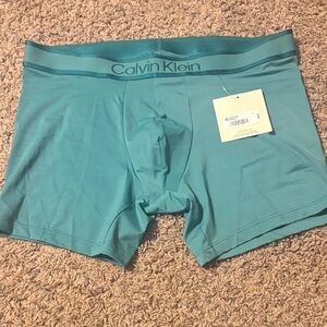 Calvin Klein Men's Aqua Boxer Briefs